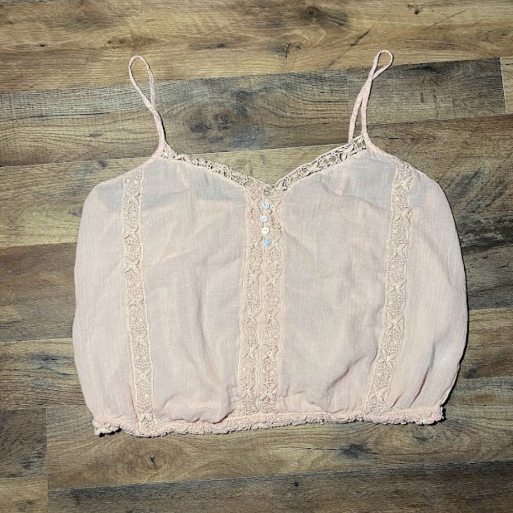 American Eagle v-neck summer crop top